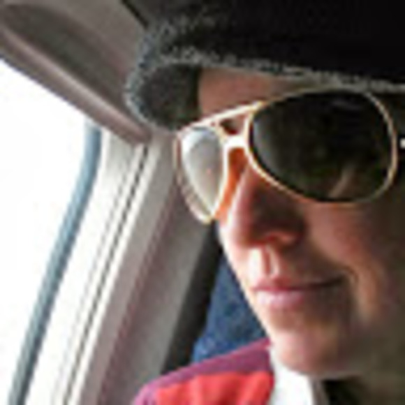 Meet your Posher, Lissa - Picture 1 of 1